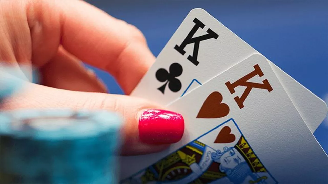 Apa saja manfaat dari permainan poker?
